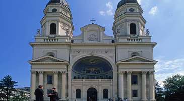 Metropolitan Katedrali