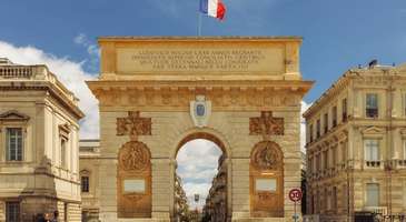 Montpellier Zafer Takı’nı görün  