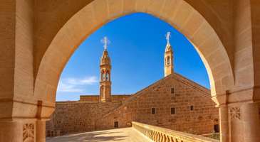 Dünyanın en eski ibadethanelerinden Mor Gabriel Manastırı’nı ziyaret edin  