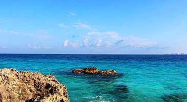 Katamaran ile Isla de Mujeres Adası’nı ve su altı müzesini ziyaret edin