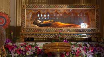 Mumyalanmış Keşiş Tapınağı