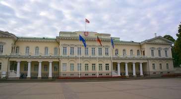 Napolyon Evi