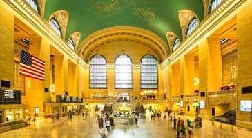 Grand Central Terminali'nden trene binin