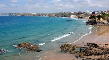 Sörf tahtanızı Newquay dalgaları ile buluşturun
