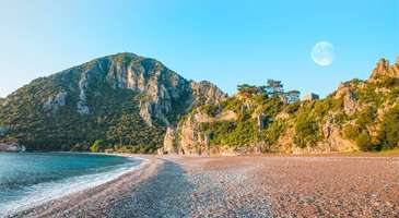 Olimpos Plajı ve Olimpos Antik Kenti