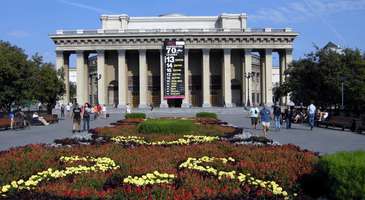 Novosibirsk Opera ve Bale Evi