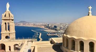 Fort Santa Cruz ve şapeli görün