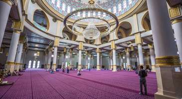Abdallah İbn Salam Camii’ni ziyaret edin