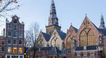 Oude Kerk Kilisesi’ni fotoğraflayın