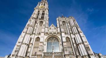Nuestra Señora Katedrali’nin etkileyici mimarisini keşfedin