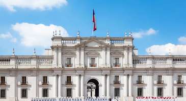 Palacio de la Moneda’yı ziyaret edin  