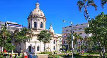 Panteón Nacional de los Héroes’da tören izleyin