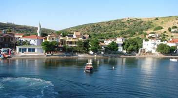Paşalimanı Adası’nda yürüyüş yapın