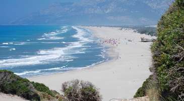 Deniz kaplumbağalarının evi Patara Plajı’nı unutmayın