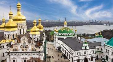 Pechersk Lavra Manastırı'nı gezin