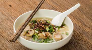 Pho Çorbası