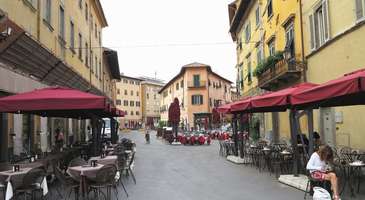 Akşam olurken bir şeyler atıştırın  