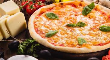 İtalyan işi pizzanın tadına bakın 