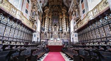 Porto Katedrali’nde düzenlenen ayinleri izleyin  