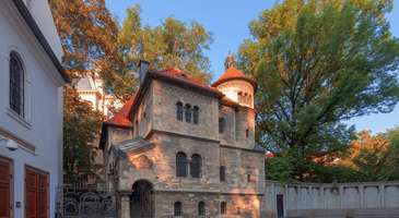 Yahudi Mahallesi'ni gezin