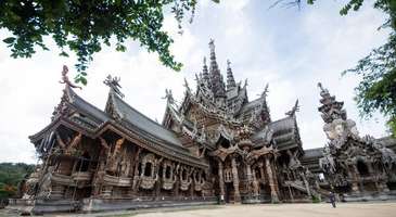 Prasat Satchatham Tapınağı’nın hayran olunası ahşap işçiliğini görün  