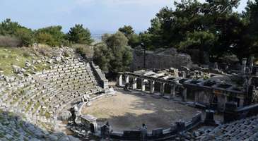 Priene Antik Kenti’ndeki eserleri inceleyin