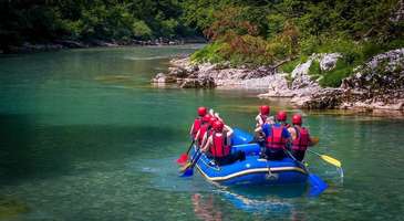 Ailece rafting yapın ve biraz ıslanın  