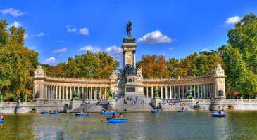Retiro Park’ta doğa ile kucaklaşın
