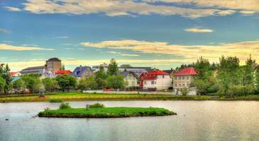 Tjörnin Gölü