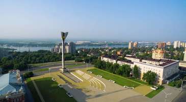 Teatralnaya Meydanı’nda bir akşam gözleriniz renklensin