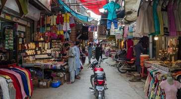 Saddar ve çevresinde alışverişe çıkın  