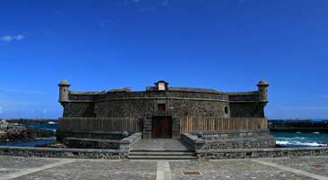 Santa Cruz Kalesi