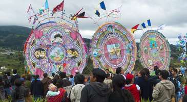 Santiago festivallerinde eğlenin  