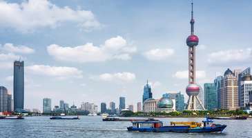 Pearl Tower'da hız trenine binin