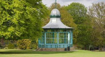 Weston Park'ta bir tenis oynayın