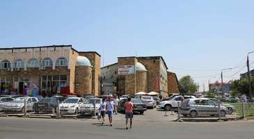 Shymkent sokaklarını keşfedin