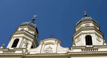 St. Paraschiva Metropolitan Katedrali’nde zamanda yolculuğa çıkın