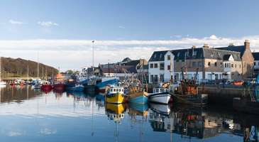 Stornoway Limanı'nda gün batımını izleyin