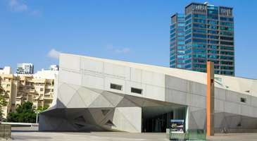 Tel Aviv Sanat Müzesi’ndeki eserleri inceleyin