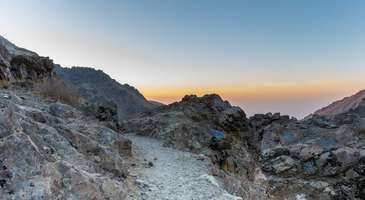 Tochal Dağı’nda trekking yapın
