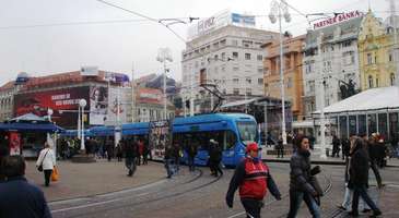 Jelacic Meydanı