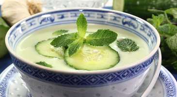 Körüli Salatalık Çorbası