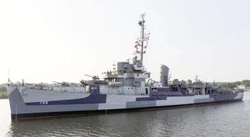 USS Slater DE-766