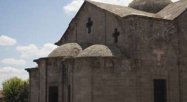 Üzümlü Kilise’yi ziyaret edin  