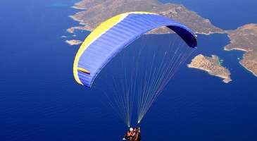 Yamaç paraşütü yaparak adrenalin dolu anlar yaşayın 