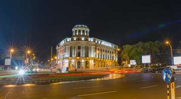 Dünyanın en güzel kütüphanelerinden birinde vakit geçirin