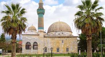 Yeşil Camii ve Yeşil Türbe'yi ziyaret edin