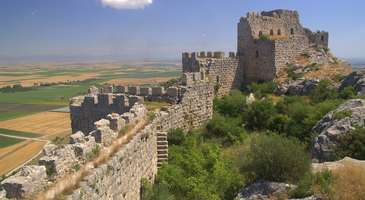 Yılankale’den Ceyhan Ovası’nı seyredin