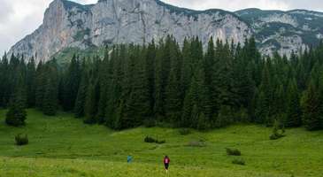 Trekking veya tırmanış yapın