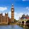 Big Ben'in önünde fotoğraf çektirin